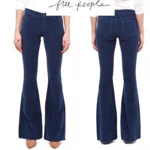 Free People We the Free corduroy flare pants Navy Size 27